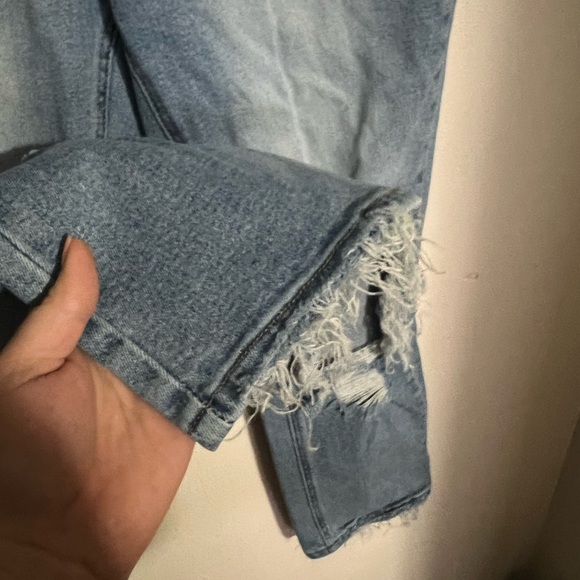 ALTAR'D STATE Classic Distressed Cropped Denim Jeans Crossover Button Fly Wms 26 - Picture 4 of 6